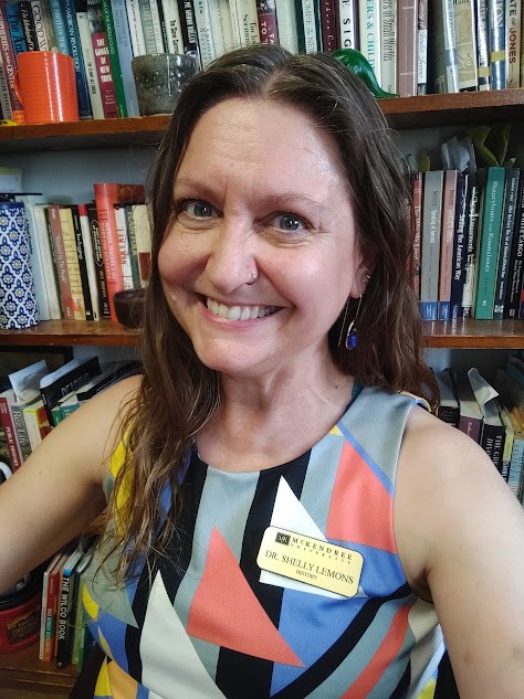 Dr. Sehlly Lemons