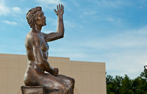 Photo of the Inspiration Statue