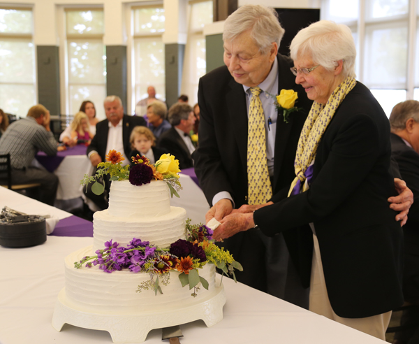 The Reverend Ralph Totten ’53 and Jennie Lynn (Stein) Totten ’52