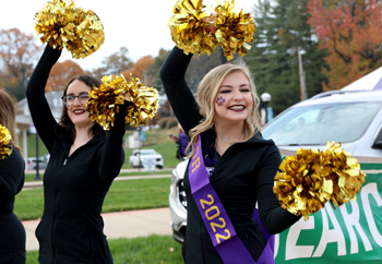 McKendree Cheerleaders at Homecoming